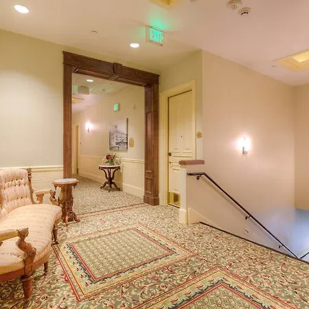 Hotel Diamond 