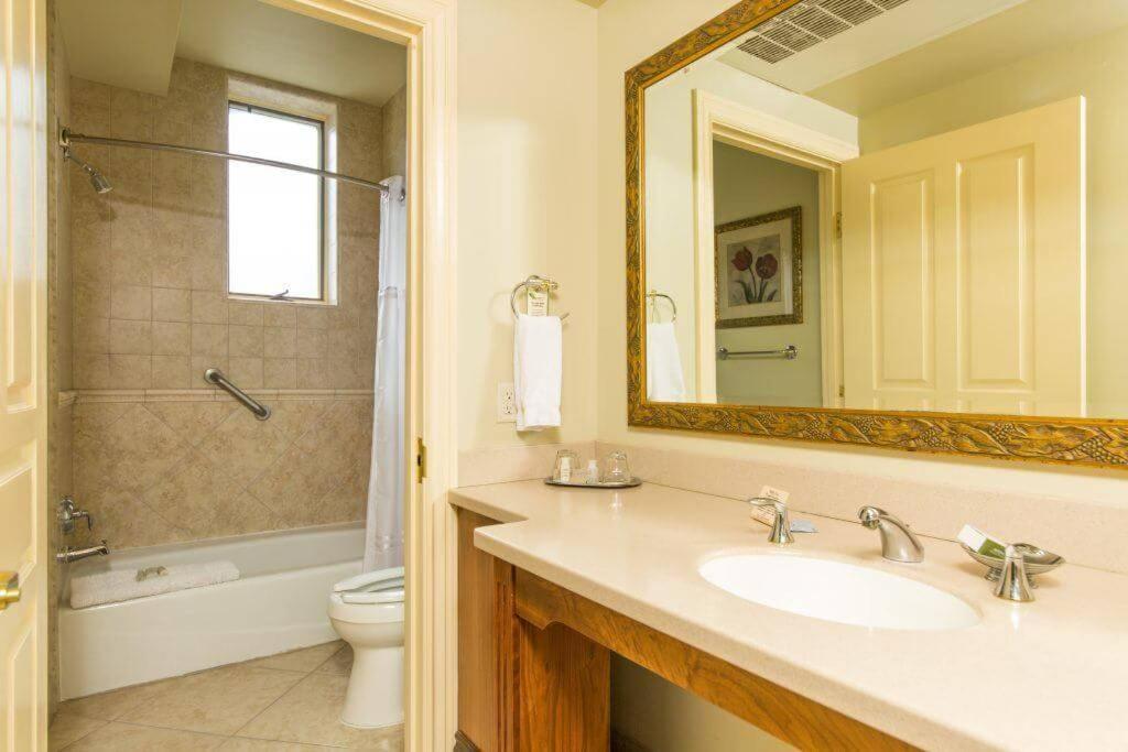 Diamond Hotel 3*