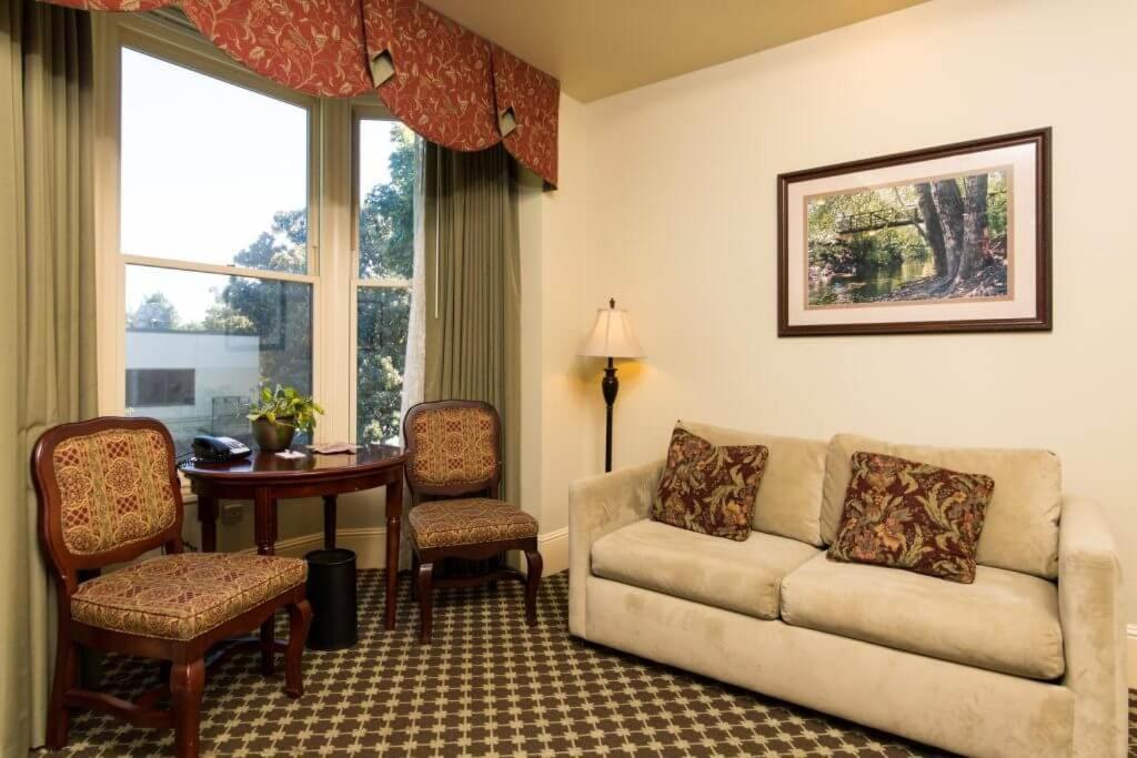 Hotel Diamond 3*