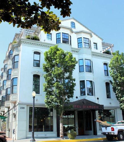 Diamond Hotel